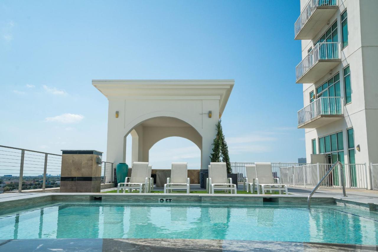 Sea It All Infinity Pool Ocean Views Steps From The Beach - A Perfect Romantic Getaway Apartamento Galveston Exterior foto