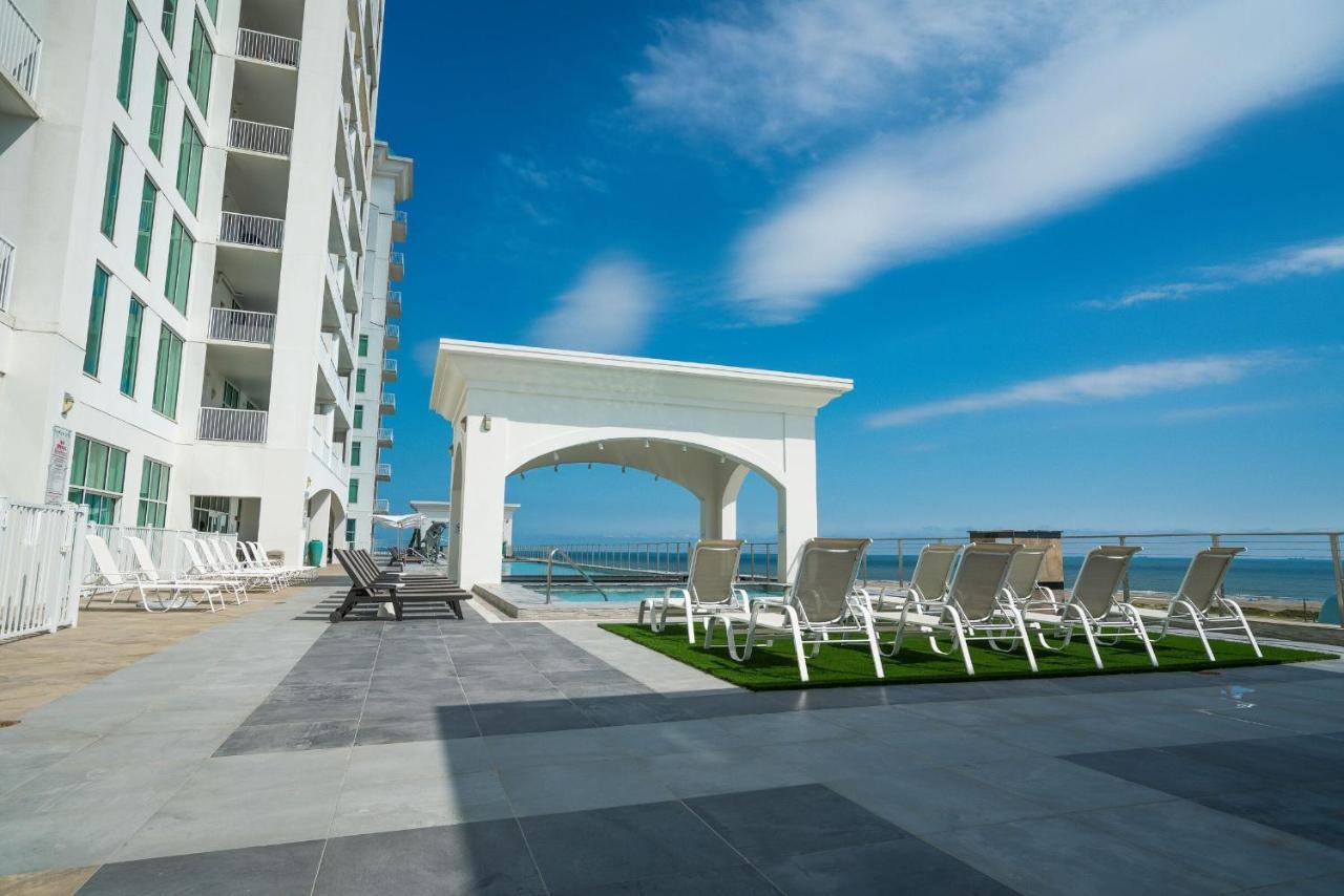 Sea It All Infinity Pool Ocean Views Steps From The Beach - A Perfect Romantic Getaway Apartamento Galveston Exterior foto